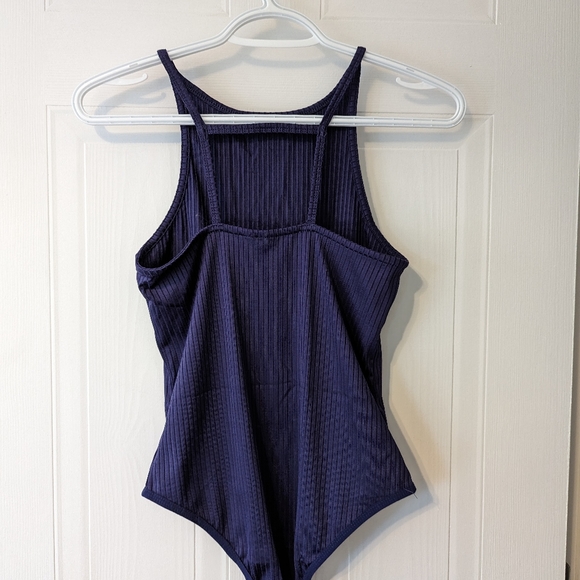 Icône purple bodysuit - Picture 2 of 2